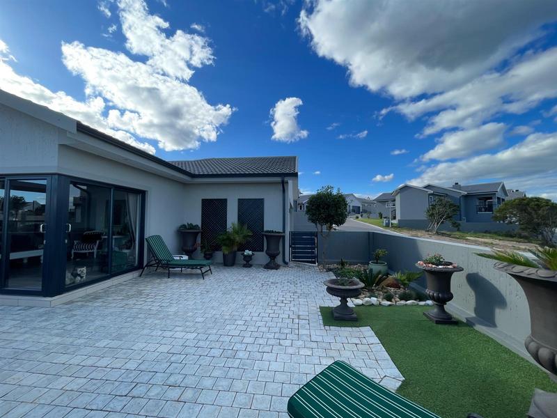2 Bedroom Property for Sale in Tergniet Western Cape